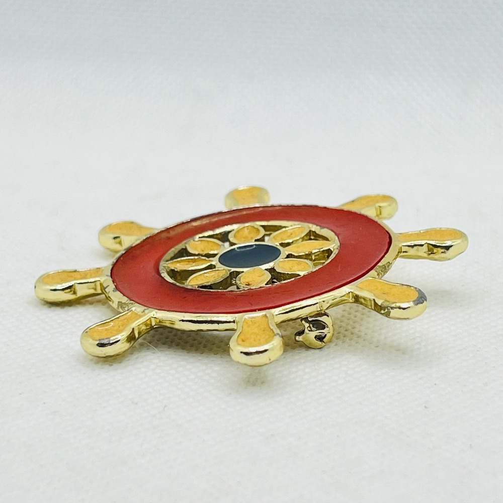 Vintage Gold Tone Ship Wheel Boat Helm Nautical Brooch Pin‎ Enamel - Picture 2 of 6
